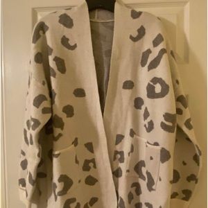 Gray and White Sweater cardigan